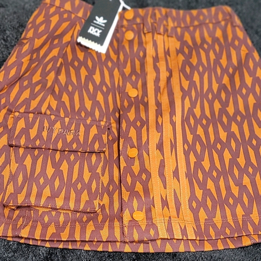 Ivy Park Drip 2 monogram skirt